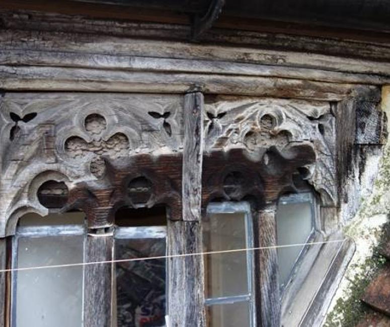 Decaying window